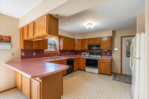 17212 Leonard Lane, Brainerd, MN 56401
