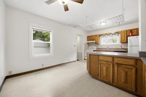 1614 5th Street N, Fargo, ND 58102