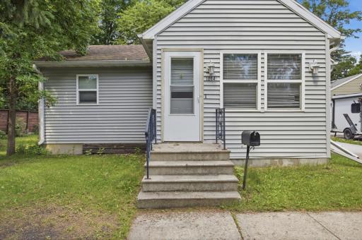 1614 5th Street N, Fargo, ND 58102