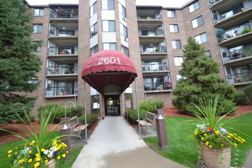 2601 Kenzie Terrace, 429, Saint Anthony, MN 55418