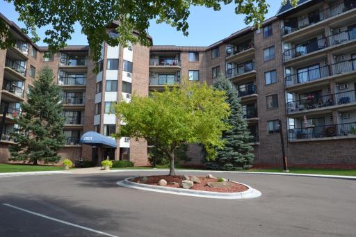 2601 Kenzie Terrace, 429, Saint Anthony, MN 55418