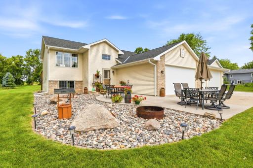 5885 Dalton Avenue SE, Delano, MN 55328
