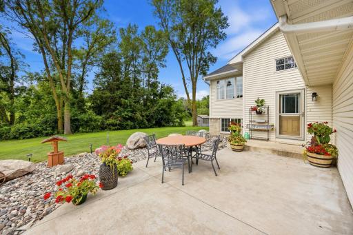 5885 Dalton Avenue SE, Delano, MN 55328
