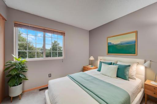 9084 Terra Verde Trail, Eden Prairie, MN 55347