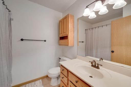 9084 Terra Verde Trail, Eden Prairie, MN 55347