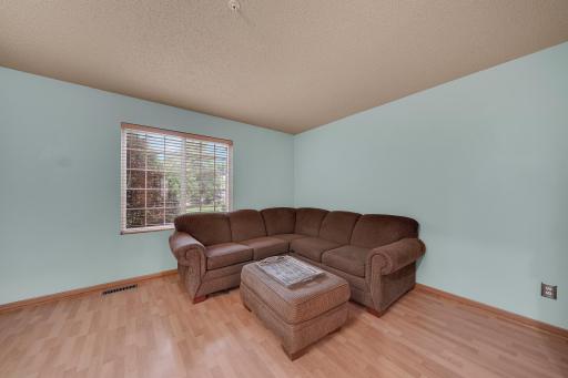 9084 Terra Verde Trail, Eden Prairie, MN 55347