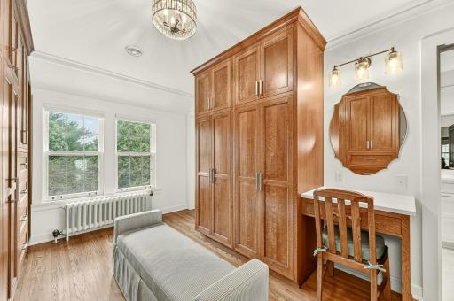 Luxurious dressing room