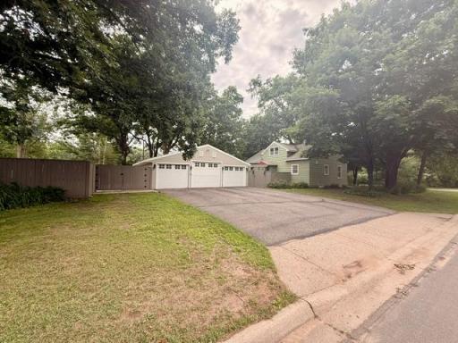 614 8th Avenue SW, Little Falls, MN 56345