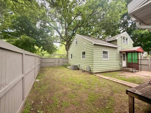 614 8th Avenue SW, Little Falls, MN 56345