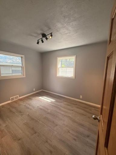 614 8th Avenue SW, Little Falls, MN 56345