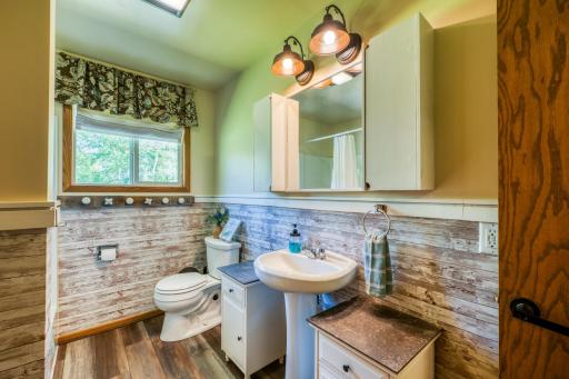 460 Lake Avenue, Tenstrike, MN 56683