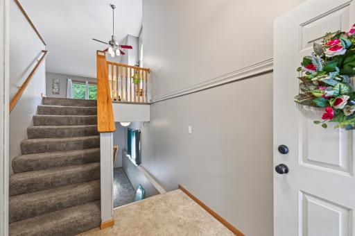Spacious, Inviting Foyer!