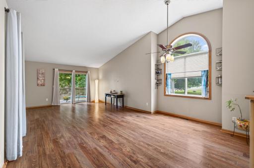 Love the Large Window & Vault