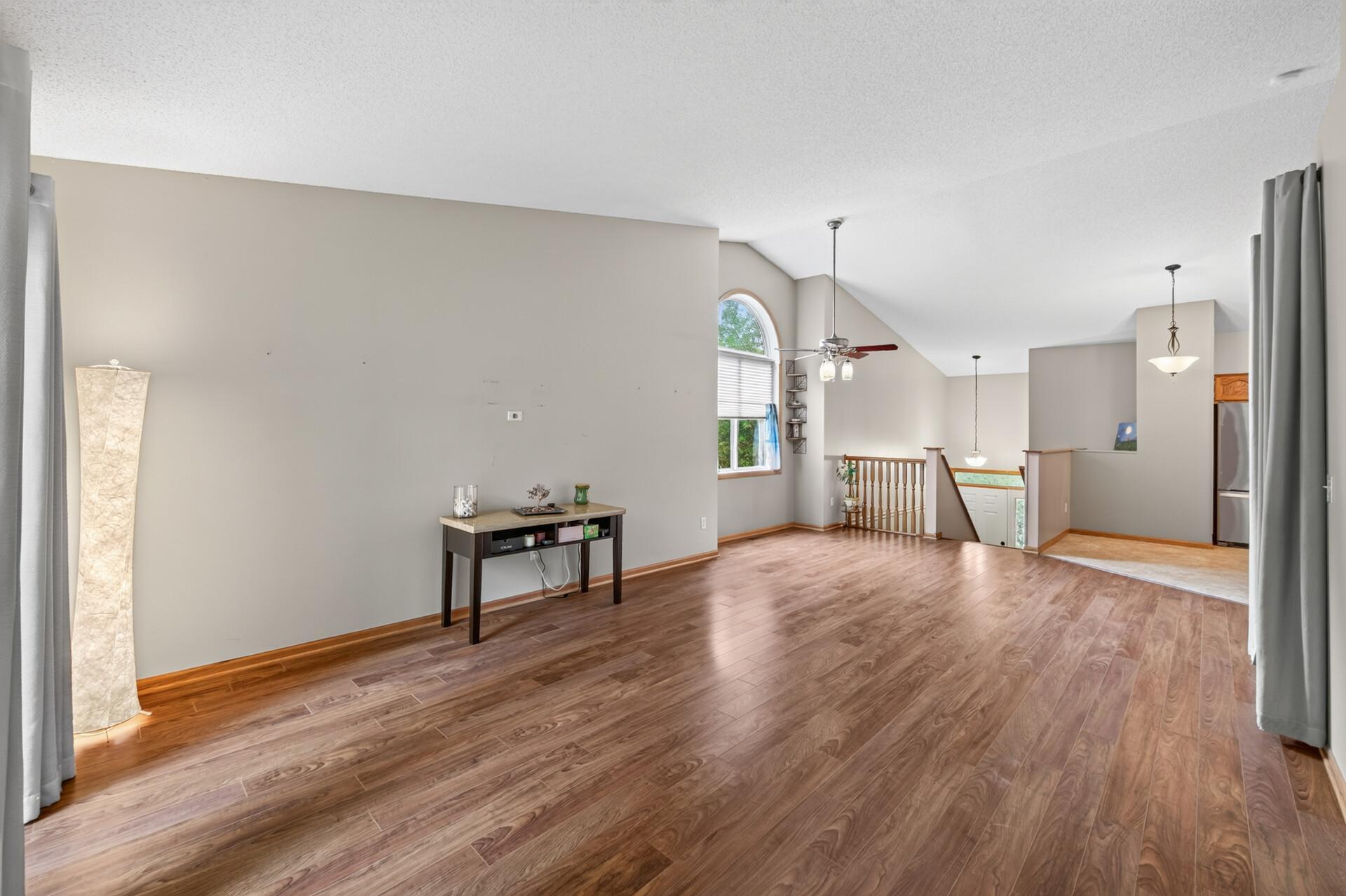 Clean & Move-in Ready!