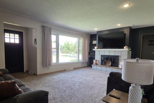1207 W Park Avenue, Olivia, MN 56277