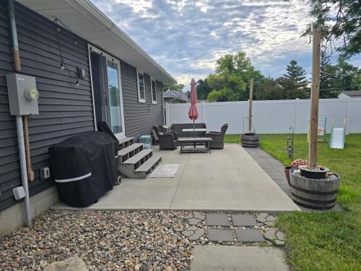 1207 W Park Avenue, Olivia, MN 56277