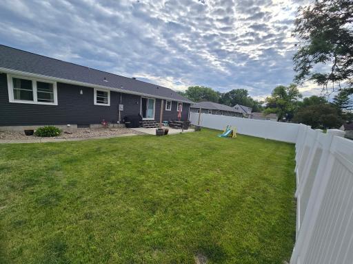 1207 W Park Avenue, Olivia, MN 56277