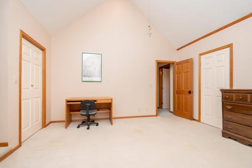 5511 Hugo Road, Saint Paul, MN 55110