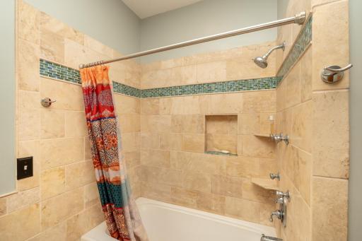 5511 Hugo Road, Saint Paul, MN 55110