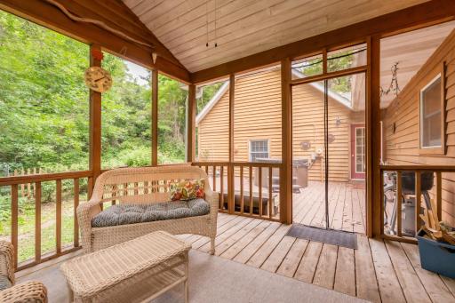 5511 Hugo Road, Saint Paul, MN 55110