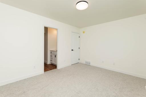 3734 33rd Street S, Moorhead, MN 56560