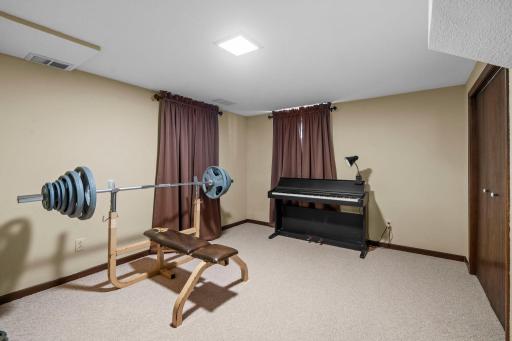5843 June Avenue N, Minneapolis, MN 55429