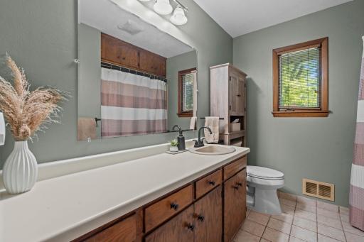 5843 June Avenue N, Minneapolis, MN 55429