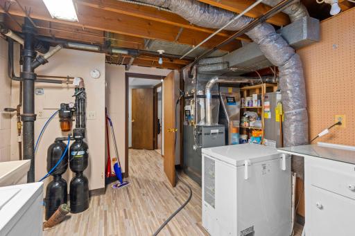 5843 June Avenue N, Minneapolis, MN 55429