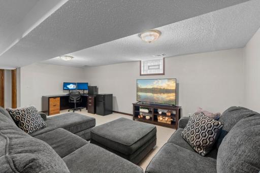5843 June Avenue N, Minneapolis, MN 55429