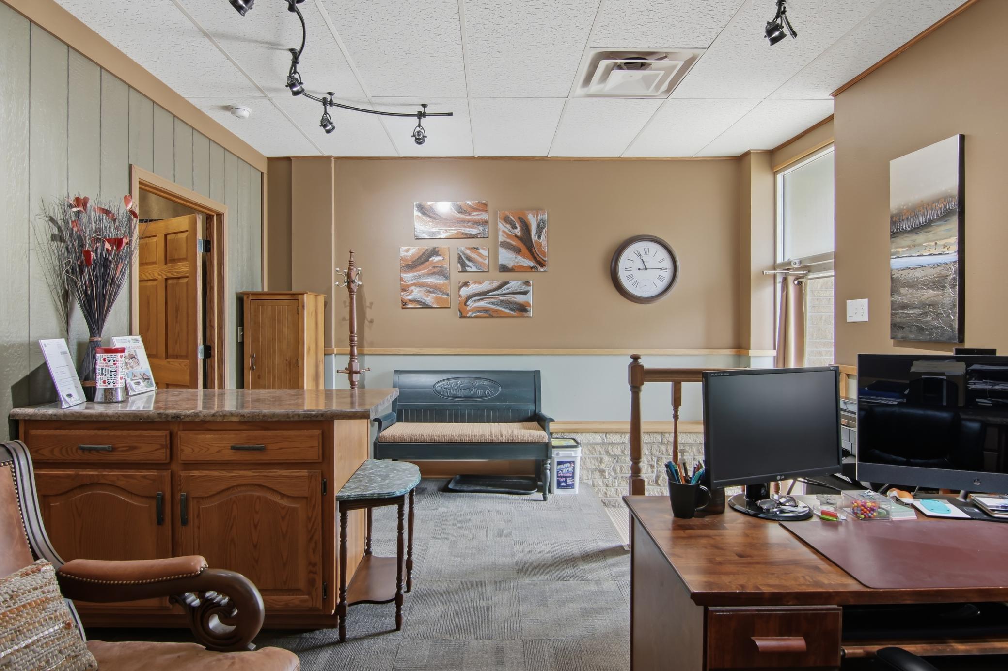 08-Office-3-jpg.jpg