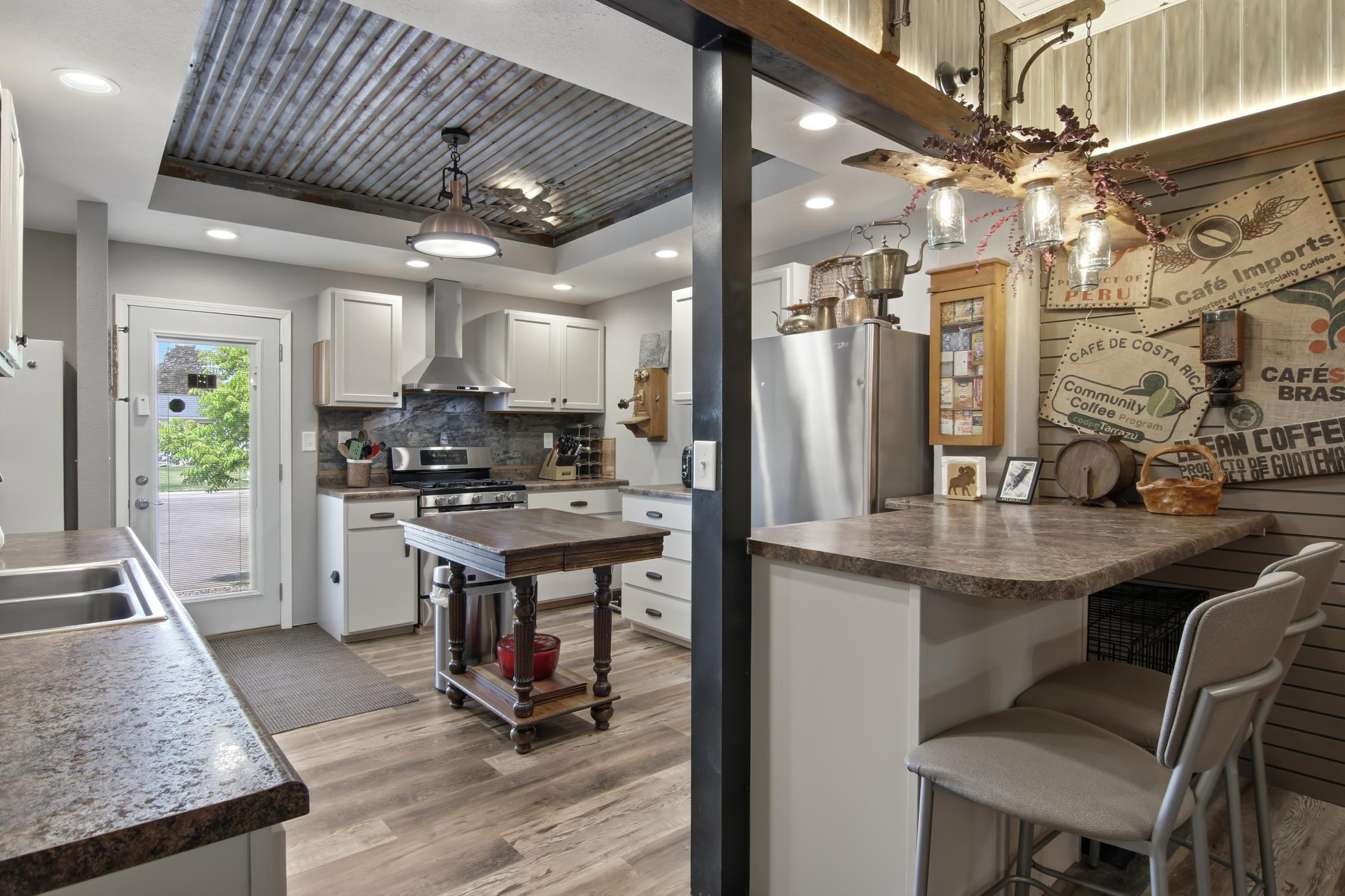 03-Kitchen-2-jpg.jpg
