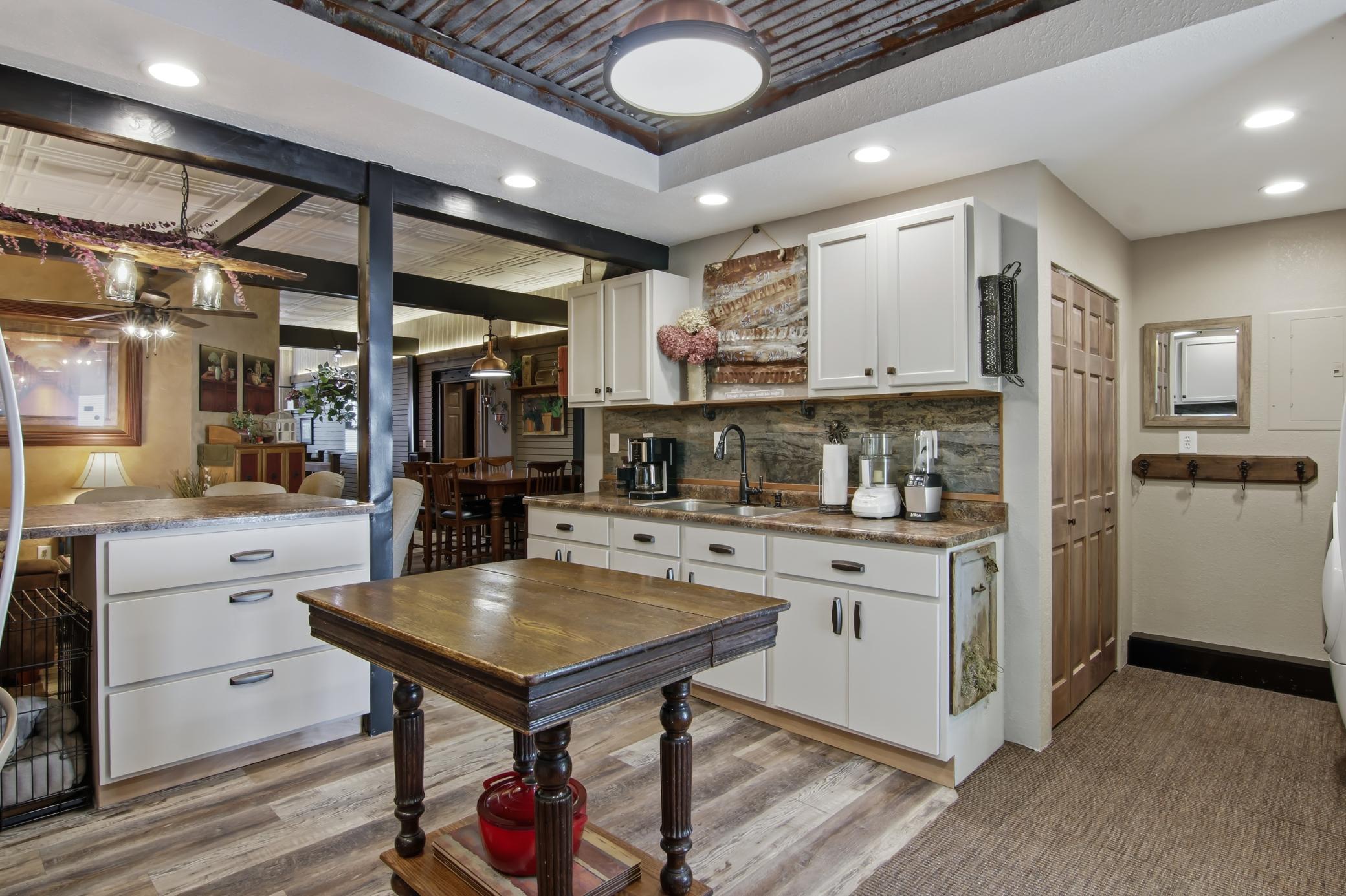 03-Kitchen-6-jpg.jpg