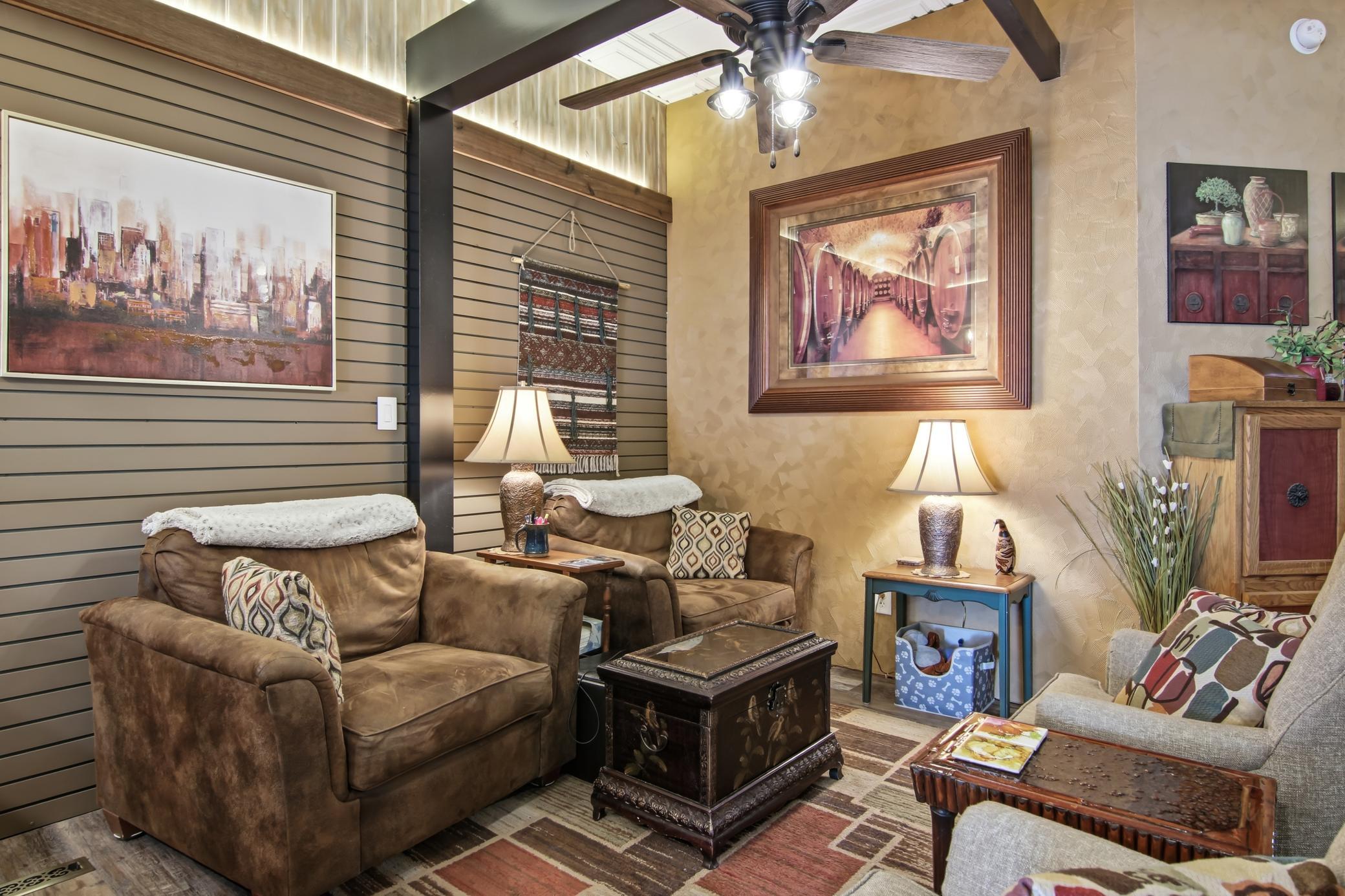 02-LivingRoom-5-jpg.jpg