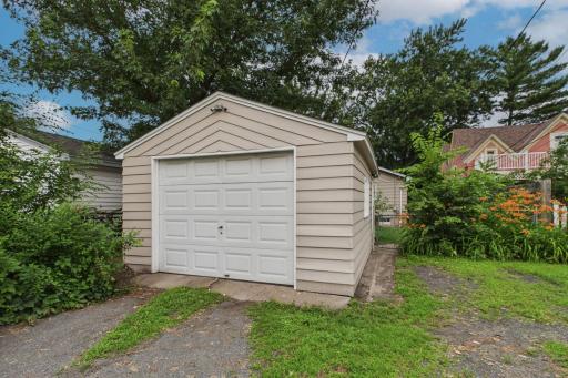 1315 Buchanan Street NE, Minneapolis, MN 55413