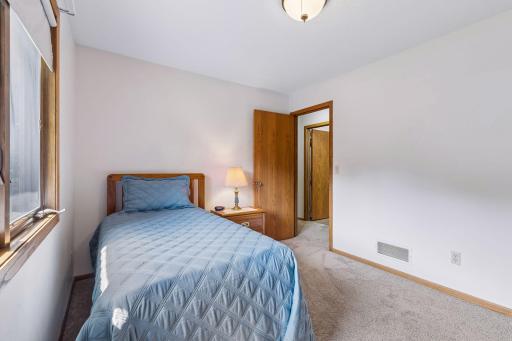 7885 Kingsview Lane N, Maple Grove, MN 55311