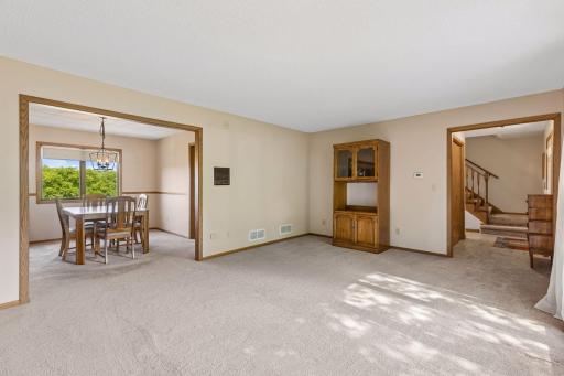 7885 Kingsview Lane N, Maple Grove, MN 55311