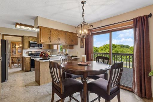 7885 Kingsview Lane N, Maple Grove, MN 55311