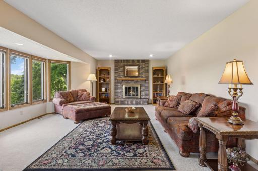 7885 Kingsview Lane N, Maple Grove, MN 55311