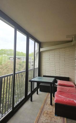 10511 Cedar Lake Road, 503, Hopkins, MN 55305
