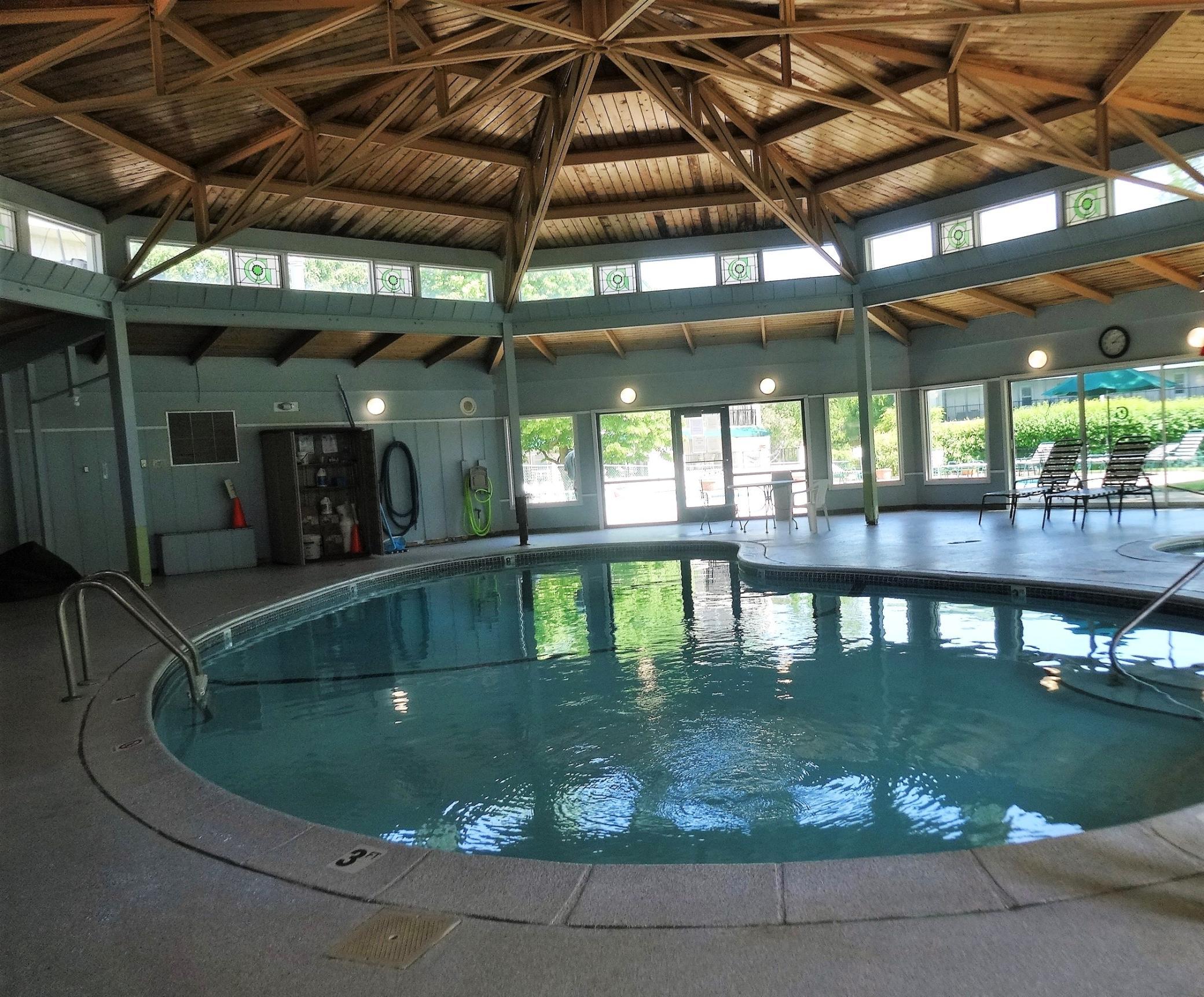 Indoor pool.JPG