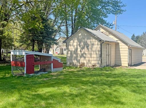 217 Pearl Street W, Amboy, MN 56010