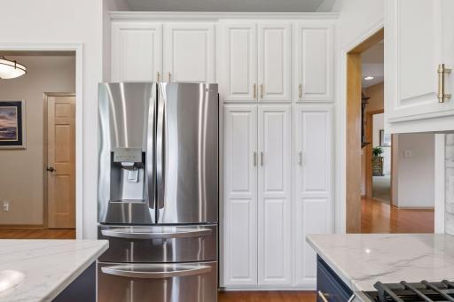 16847 Terrey Pine Drive, Eden Prairie, MN 55347
