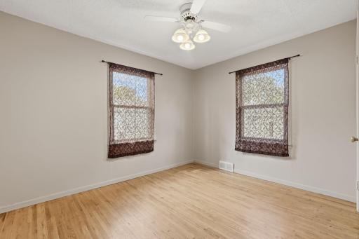 909 Selby Avenue, Saint Paul Park, MN 55071