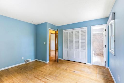 7033 Courtly Road, Saint Paul, MN 55125