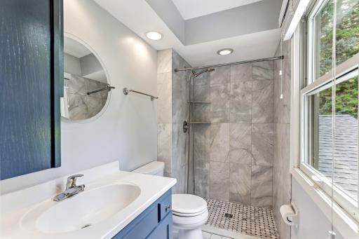 7033 Courtly Road, Saint Paul, MN 55125