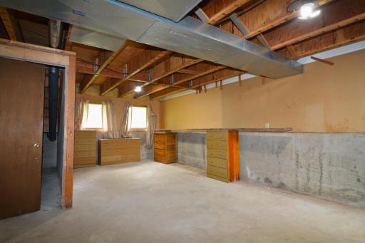 1420 1st Avenue E, International Falls, MN 56649