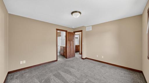 4998 55th Avenue NW, Rochester, MN 55901