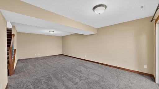 4998 55th Avenue NW, Rochester, MN 55901