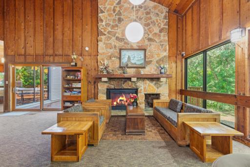 Clubhouse Meeting/Entertainment Room3