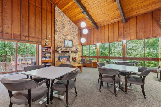 Clubhouse Meeting/Entertainment Room2